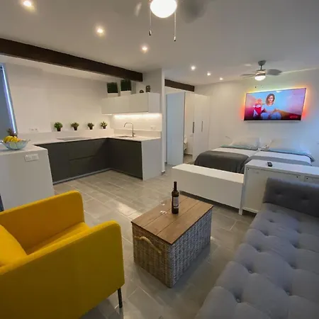 Sunshine Penthouse Mit Meerblick Und Terrasse *