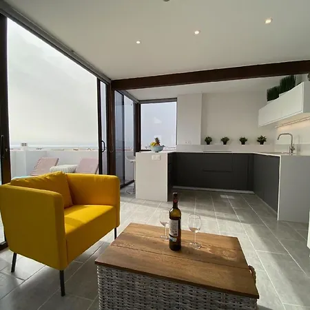 Sunshine Penthouse Mit Meerblick Und Terrasse Apartman Cotillo
